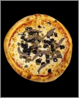 Kappertjes ansjovis en zwart olijven 